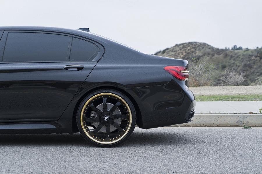 Детали экстерьера BMW 7-Series on Forgiato Wheels (Quattresimo) 2016 года  (фото 4 из 10)